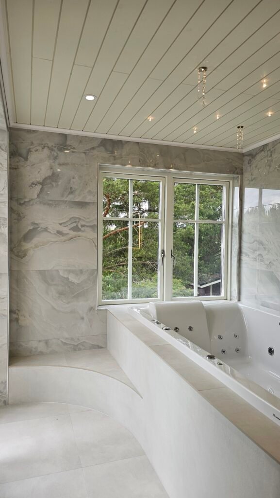 kaarevien pintojen hartsipinnoitus