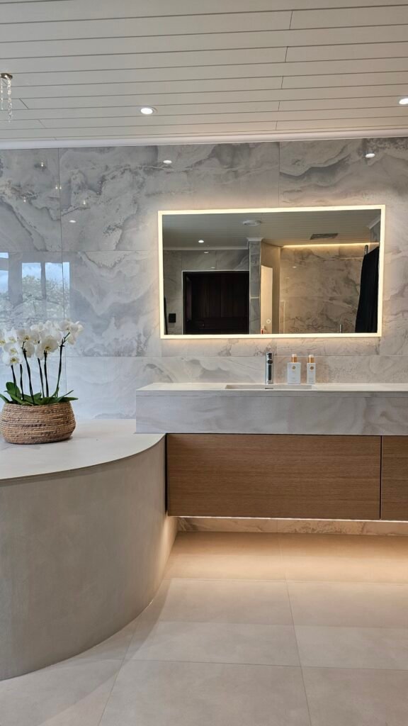 kaarevien pintojen hartsipinnoitus