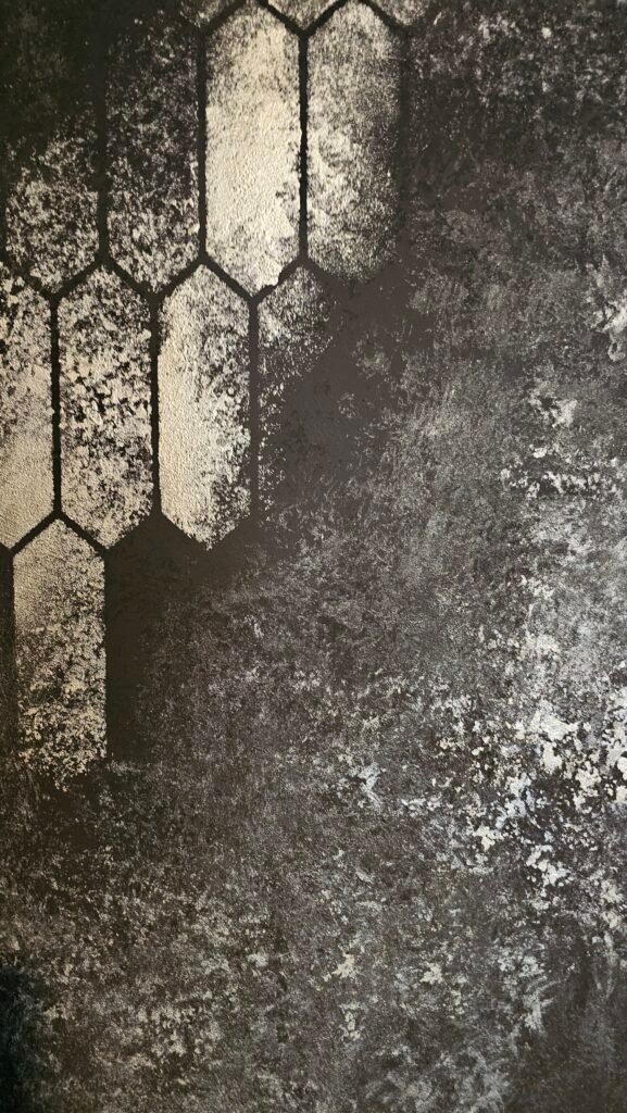 musta-kultainen hartsipinnoitus