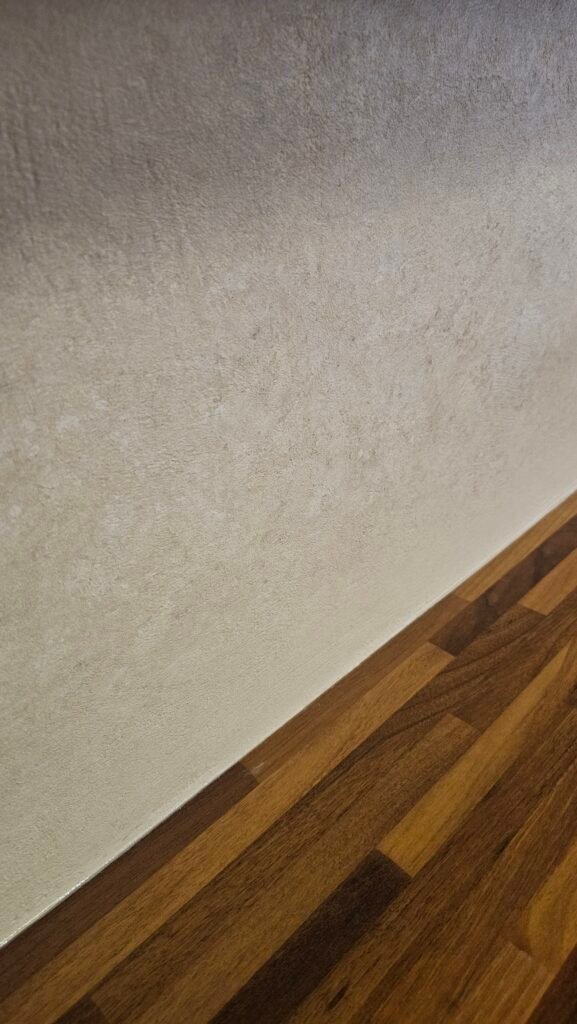 keittiön välitilan hartsipinnoitus, ilman silikonisaumaa